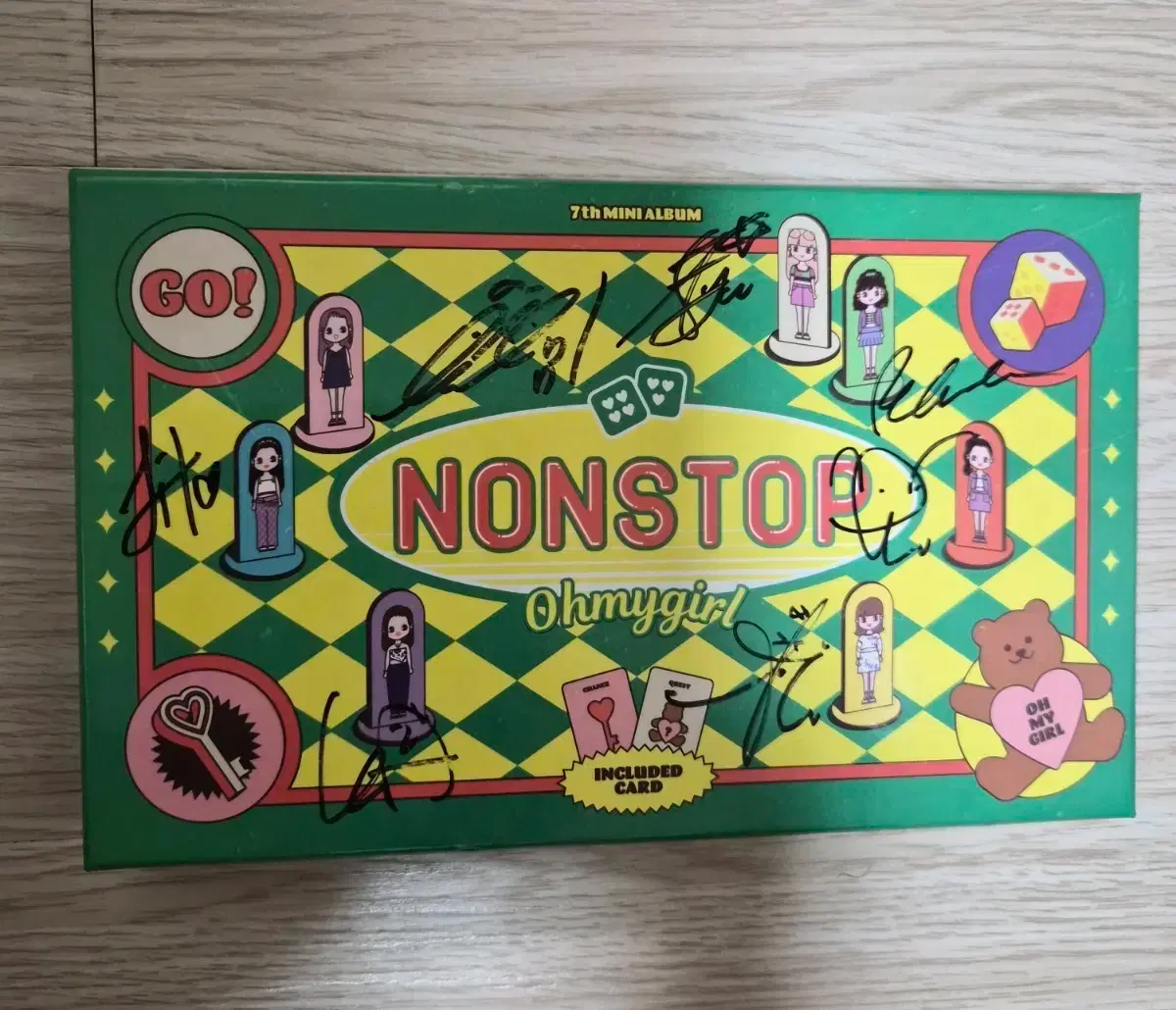 OHMYGIRL 直筆 サインcd アルバム OHMYGIRL 直筆 サインcd アルバム